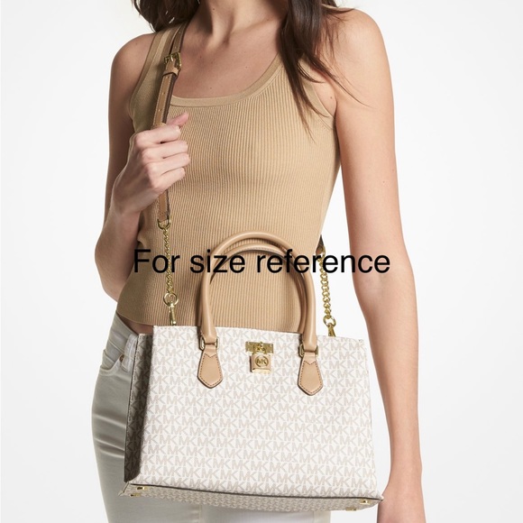 Black leather Michael Kors handbag - Picture 6 of 8